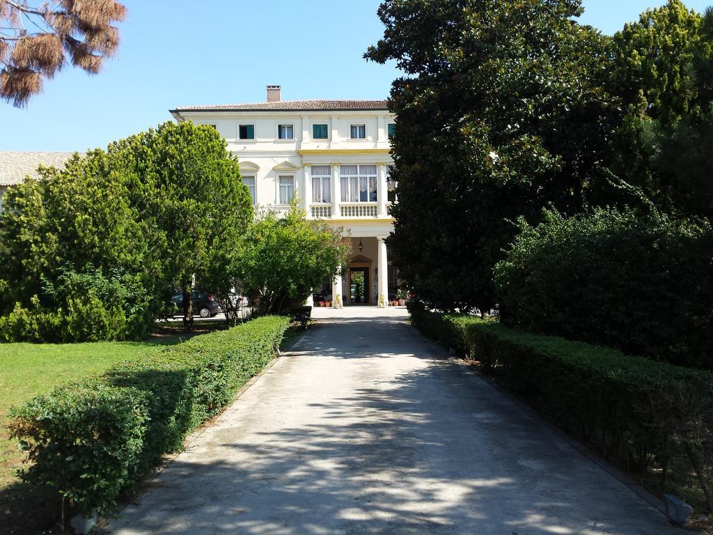 Villa Carrer Porto Viro Exterior photo